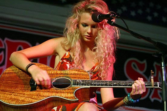 "Taylor Swift, June 2006"